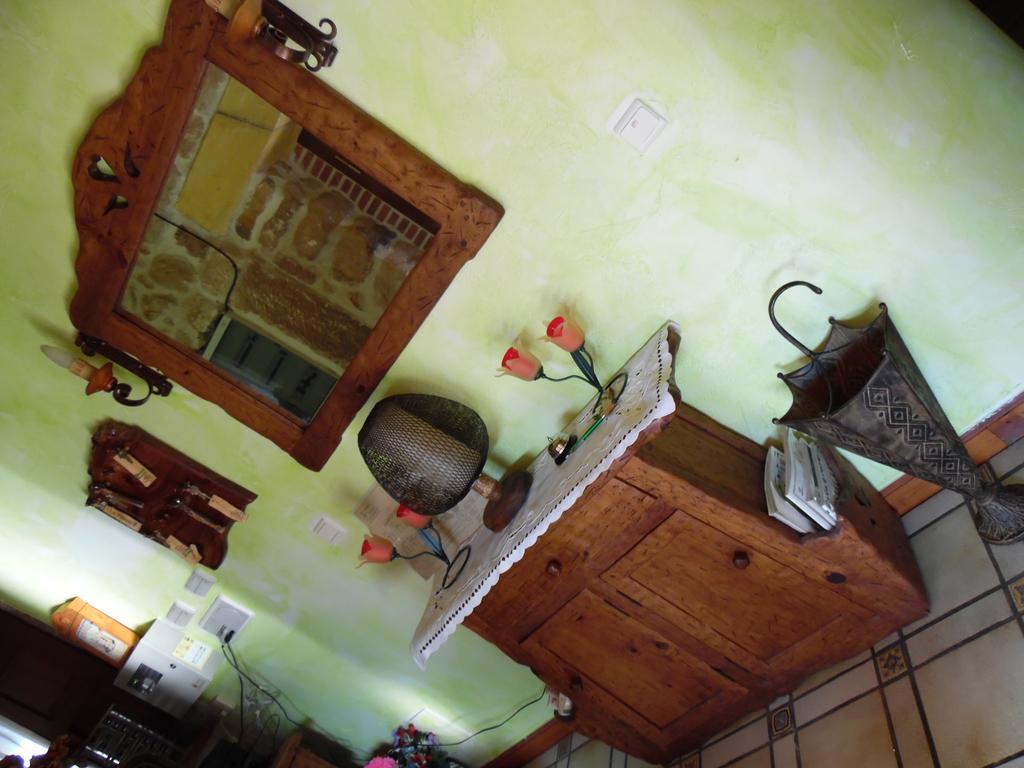 Posada La Capia Vargas ภายนอก รูปภาพ